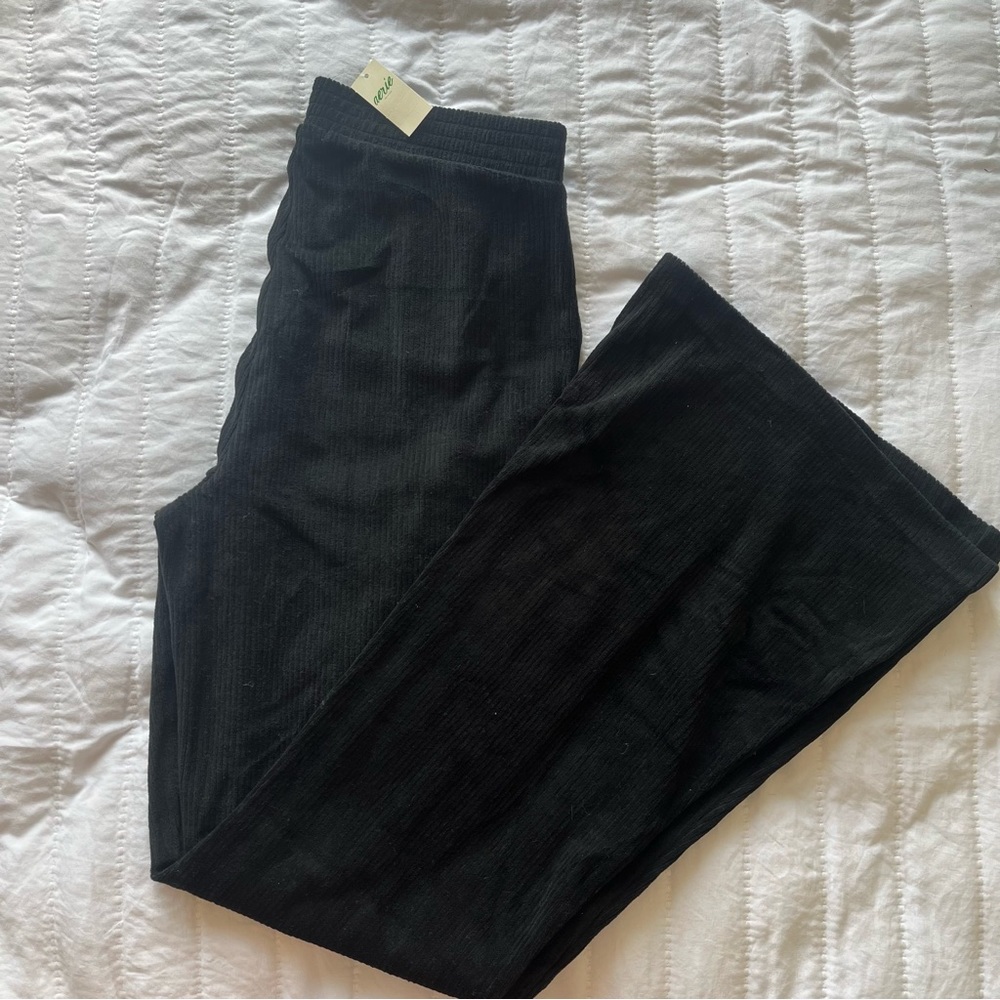 NWT flare ribbed velour sweatpants